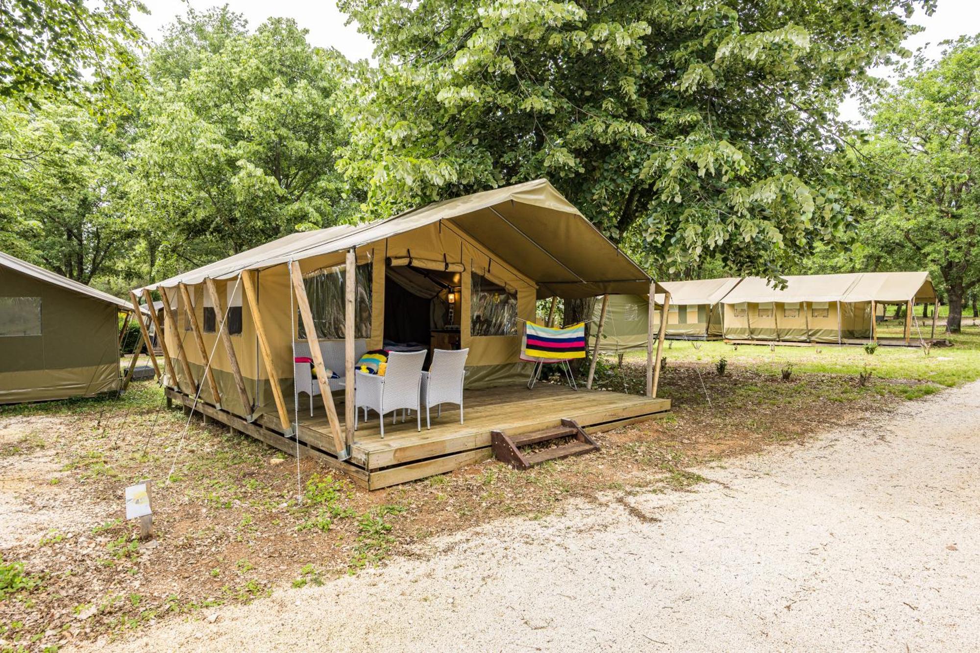 Vakantiepark Easyatent Valkanela 4*