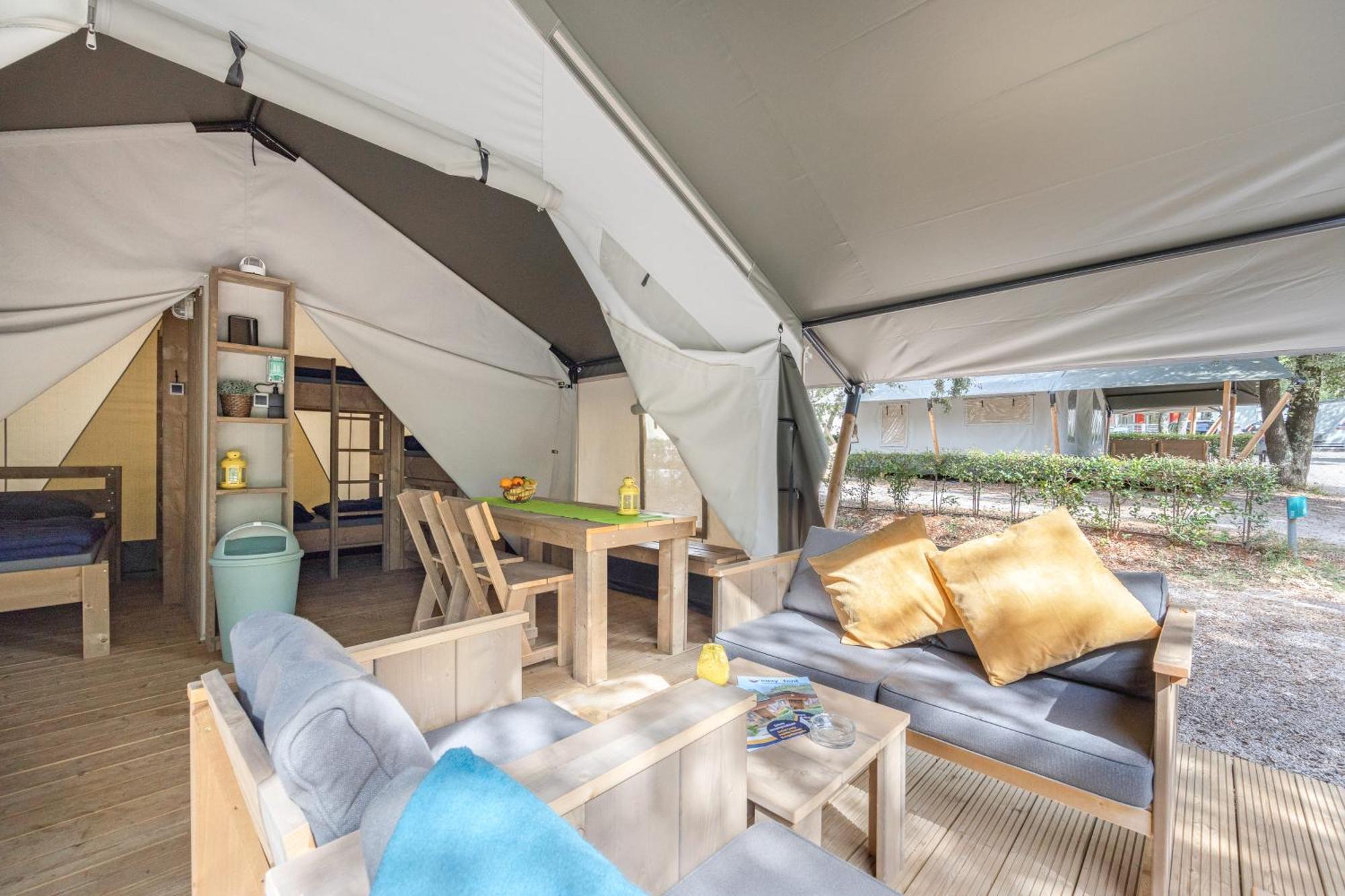 Easyatent Valkanela Vakantiepark